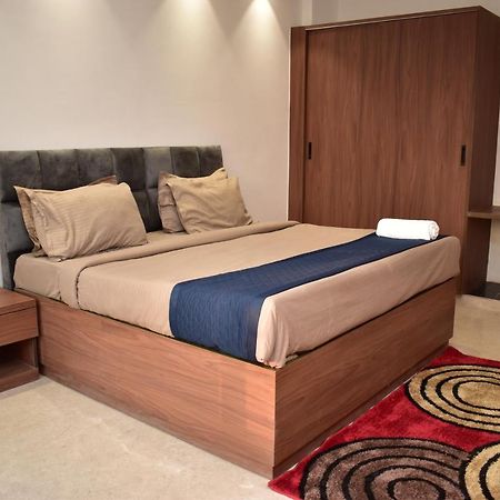 ניו דלהי Qotel Hotel Signature Bnb-Ashok Vihar מראה חיצוני תמונה